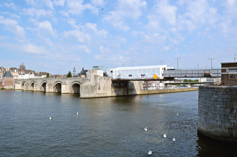 20110810 MB20110810_1019_0384
Maastricht
10 augustus 2011
onderhoud aan St. Servaasbrug

